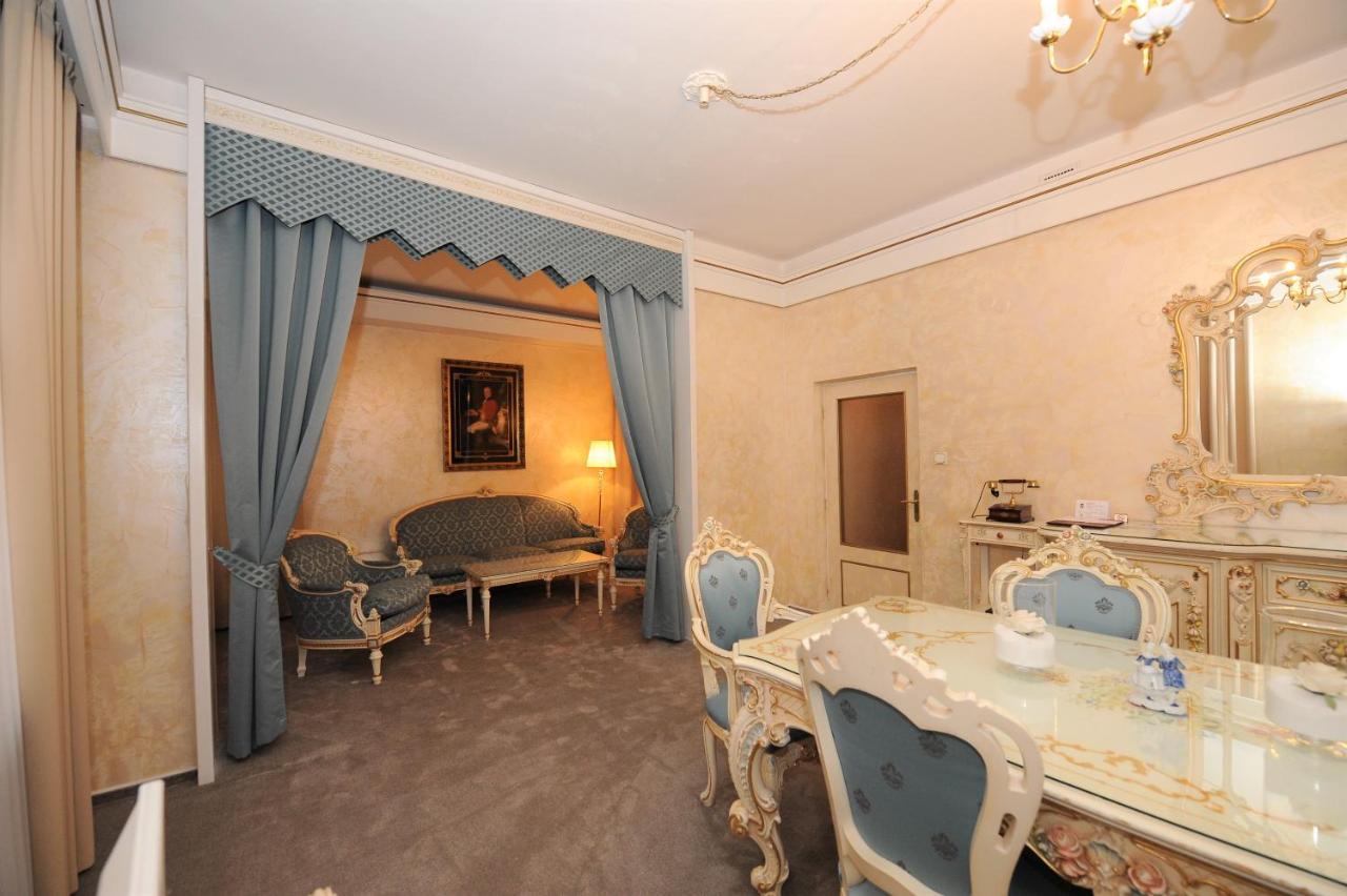 Hotel Prince de Ligne Teplice Buitenkant foto